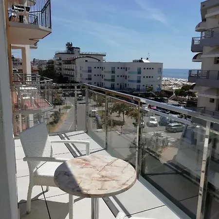 Marzia Queen Hotel